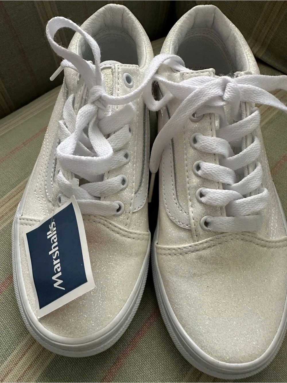NWT Vans kids size 3.0 US White Glitter Lace-Up Sneakers